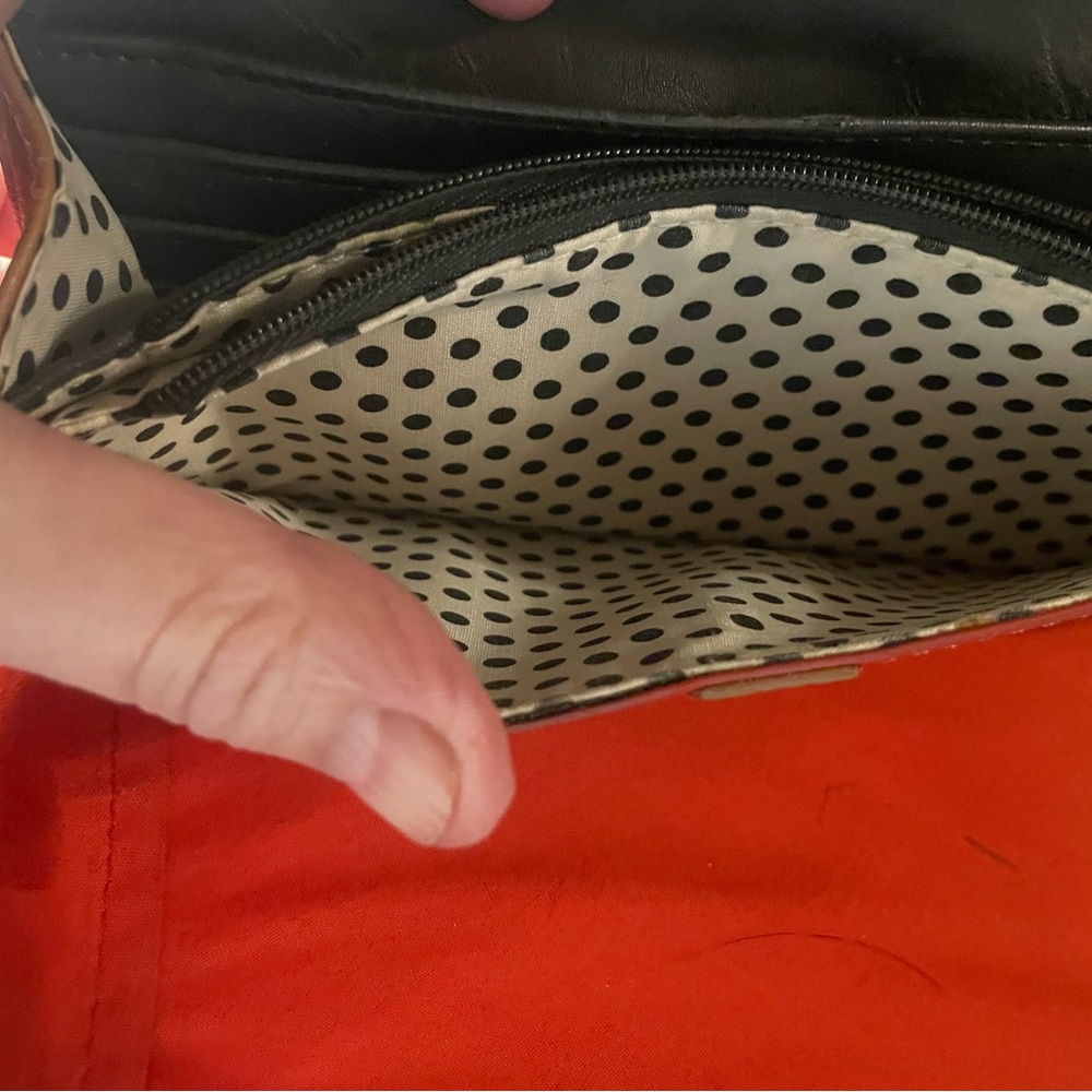 Ladies volcom Wallet - Picture 3 of 8